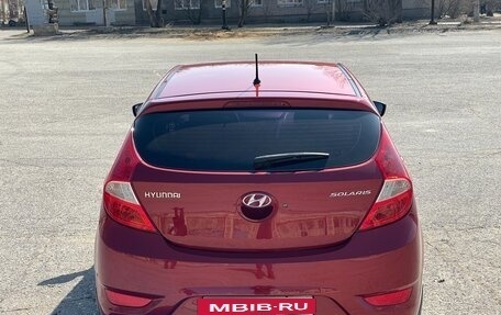 Hyundai Solaris II рестайлинг, 2012 год, 730 000 рублей, 8 фотография