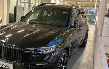 BMW X7, 2020 год, 9 760 000 рублей, 2 фотография