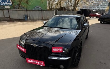 Chrysler 300C II, 2005 год, 1 150 000 рублей, 3 фотография