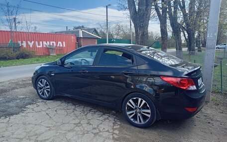 Hyundai Solaris II рестайлинг, 2014 год, 650 000 рублей, 2 фотография