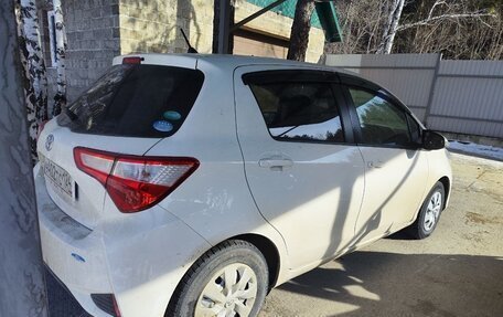 Toyota Vitz, 2018 год, 960 000 рублей, 8 фотография