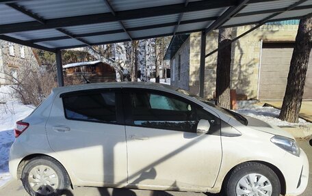 Toyota Vitz, 2018 год, 960 000 рублей, 4 фотография