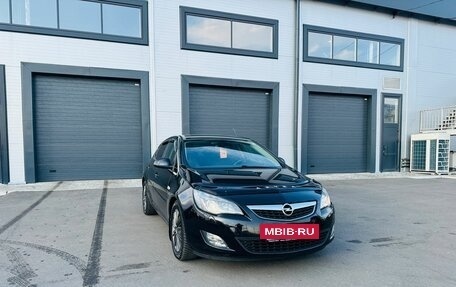 Opel Astra J, 2011 год, 799 999 рублей, 8 фотография