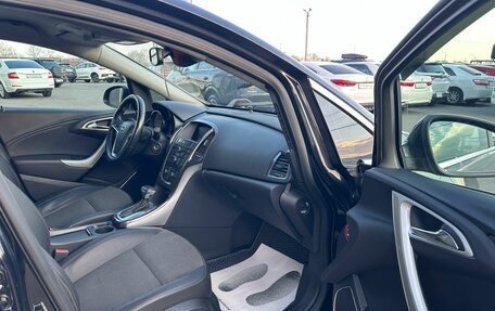 Opel Astra J, 2011 год, 799 999 рублей, 12 фотография