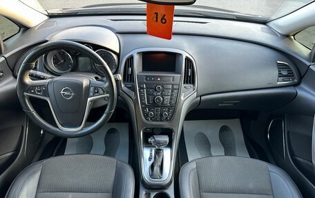 Opel Astra J, 2011 год, 799 999 рублей, 18 фотография