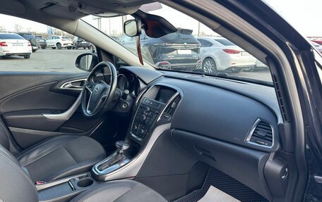 Opel Astra J, 2011 год, 799 999 рублей, 13 фотография