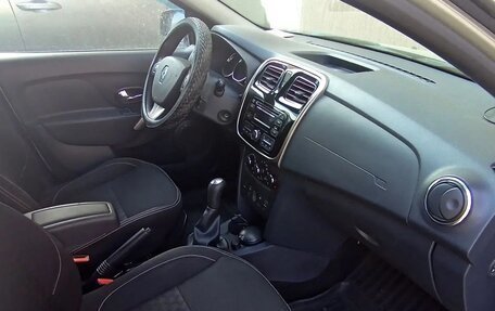 Renault Logan II, 2014 год, 750 000 рублей, 8 фотография