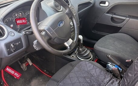 Ford Fiesta, 2006 год, 300 000 рублей, 6 фотография