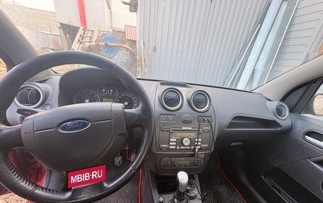 Ford Fiesta, 2006 год, 300 000 рублей, 5 фотография