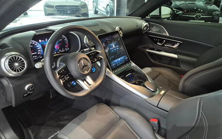 Mercedes-Benz SL-Класс AMG, 2024 год, 21 000 000 рублей, 12 фотография