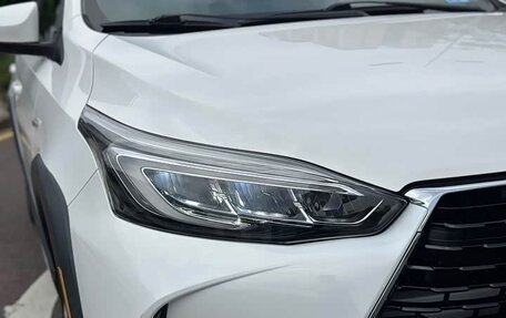 Toyota Yaris XP150 рестайлинг, 2023 год, 998 000 рублей, 3 фотография