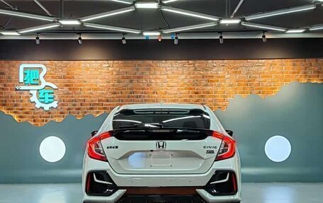 Honda Civic, 2022 год, 1 760 000 рублей, 8 фотография