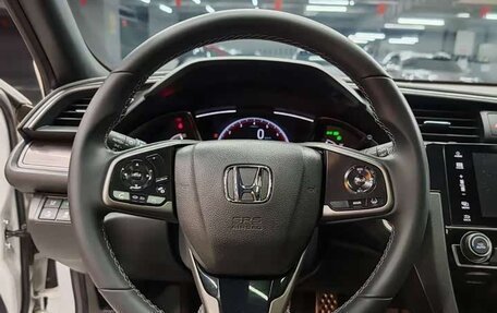 Honda Civic, 2022 год, 1 760 000 рублей, 10 фотография