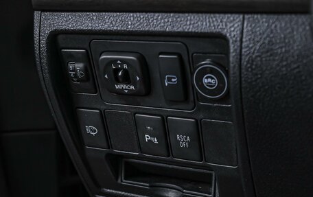 Toyota Land Cruiser 200, 2008 год, 2 979 000 рублей, 21 фотография