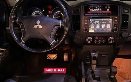 Mitsubishi Pajero IV, 2013 год, 2 290 000 рублей, 22 фотография