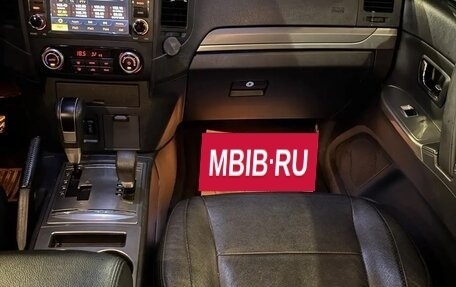 Mitsubishi Pajero IV, 2013 год, 2 290 000 рублей, 19 фотография