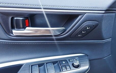 Toyota Harrier, 2022 год, 3 820 000 рублей, 9 фотография