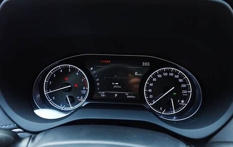 Toyota Harrier, 2022 год, 3 820 000 рублей, 13 фотография