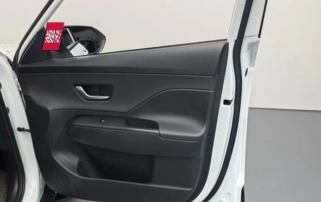 Hyundai Kona, 2023 год, 1 900 000 рублей, 17 фотография