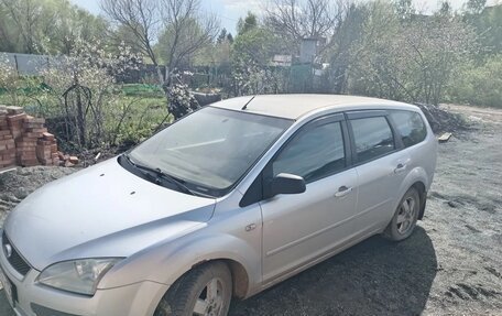 Ford Focus II рестайлинг, 2005 год, 285 000 рублей, 2 фотография