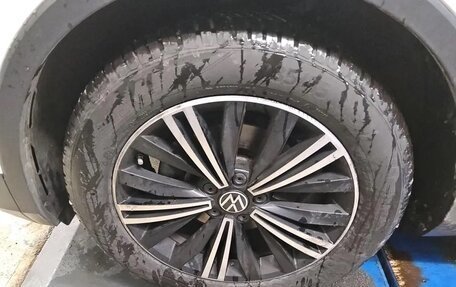 Volkswagen Tiguan II, 2022 год, 2 292 000 рублей, 5 фотография