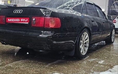 Audi S8, 2001 год, 750 000 рублей, 37 фотография