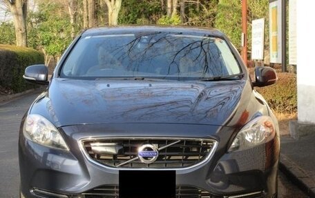 Volvo V40 II рестайлинг, 2016 год, 750 333 рублей, 2 фотография