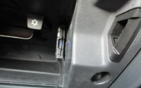 Volvo V40 II рестайлинг, 2016 год, 750 333 рублей, 15 фотография