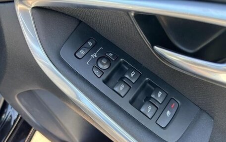 Volvo V40 II рестайлинг, 2020 год, 1 070 333 рублей, 22 фотография