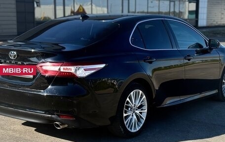 Toyota Camry, 2017 год, 2 150 000 рублей, 5 фотография