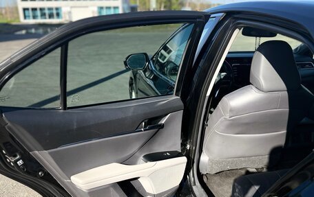 Toyota Camry, 2017 год, 2 150 000 рублей, 12 фотография