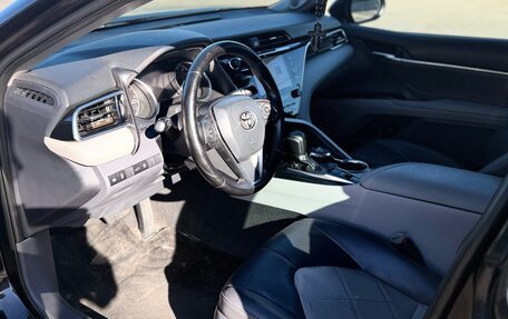 Toyota Camry, 2017 год, 2 150 000 рублей, 13 фотография