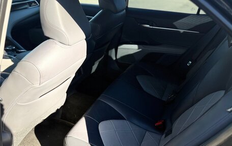 Toyota Camry, 2017 год, 2 150 000 рублей, 11 фотография