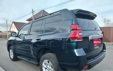 Toyota Land Cruiser Prado 150 рестайлинг 2, 2018 год, 5 900 000 рублей, 3 фотография