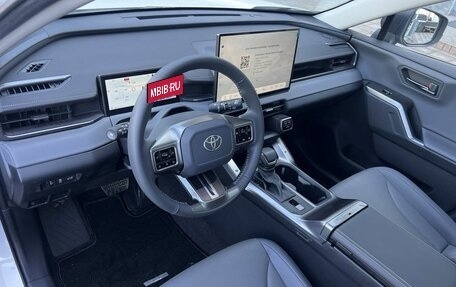 Toyota RAV4, 2026 год, 4 190 000 рублей, 8 фотография