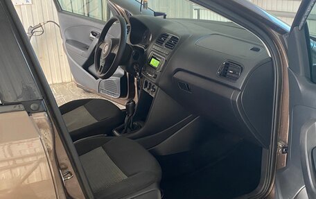 Volkswagen Polo VI (EU Market), 2015 год, 850 000 рублей, 12 фотография