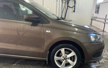 Volkswagen Polo VI (EU Market), 2015 год, 850 000 рублей, 3 фотография