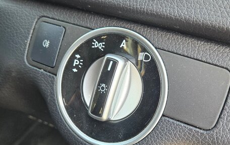 Mercedes-Benz C-Класс, 2011 год, 1 735 000 рублей, 23 фотография