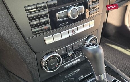 Mercedes-Benz C-Класс, 2011 год, 1 735 000 рублей, 34 фотография