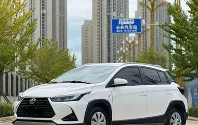 Toyota Yaris XP150 рестайлинг, 2022 год, 1 010 000 рублей, 1 фотография