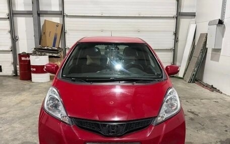 Honda Jazz II рестайлинг, 2011 год, 875 000 рублей, 2 фотография