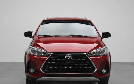 Toyota Yaris XP150 рестайлинг, 2023 год, 1 180 000 рублей, 2 фотография