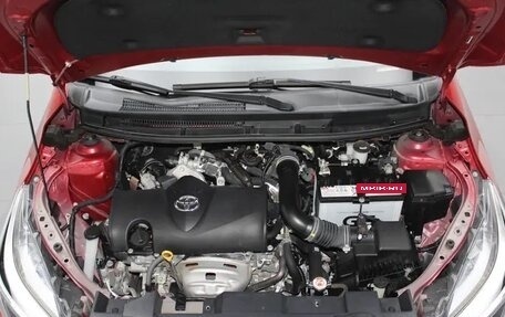 Toyota Yaris XP150 рестайлинг, 2023 год, 1 180 000 рублей, 12 фотография
