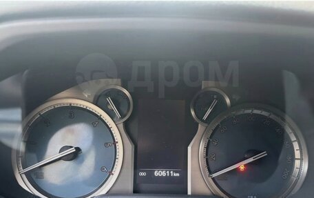 Toyota Land Cruiser Prado 150 рестайлинг 2, 2018 год, 5 600 000 рублей, 5 фотография