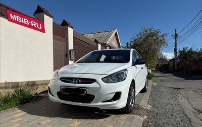 Hyundai Solaris II рестайлинг, 2013 год, 1 030 000 рублей, 1 фотография