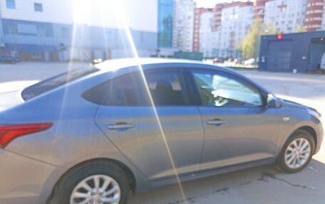 Hyundai Solaris II рестайлинг, 2018 год, 1 220 000 рублей, 4 фотография