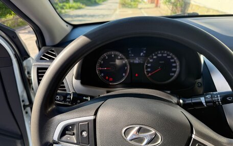 Hyundai Solaris II рестайлинг, 2013 год, 1 030 000 рублей, 6 фотография