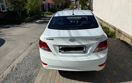 Hyundai Solaris II рестайлинг, 2013 год, 1 030 000 рублей, 4 фотография
