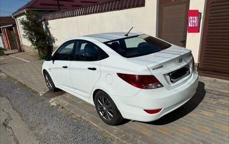 Hyundai Solaris II рестайлинг, 2013 год, 1 030 000 рублей, 5 фотография