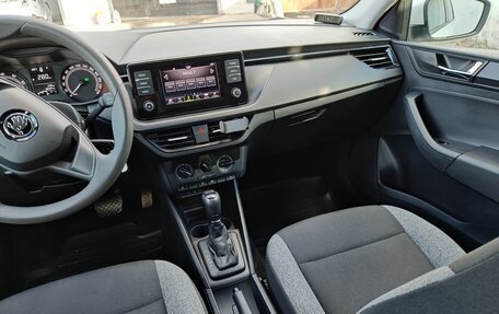 Skoda Rapid II, 2021 год, 1 650 000 рублей, 11 фотография